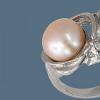 Pearls are white.  Why do you dream about Pearls?